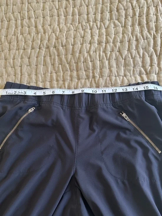 Athleta Black Lightweight Zip Pocket Jogger Pants - Picture 4 of 5